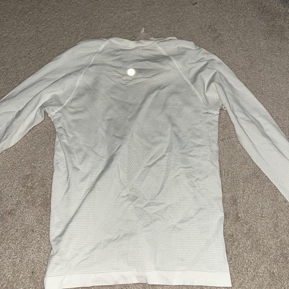 White Lululemon Swiftly Tech race length size 4 - Picture 4 of 5